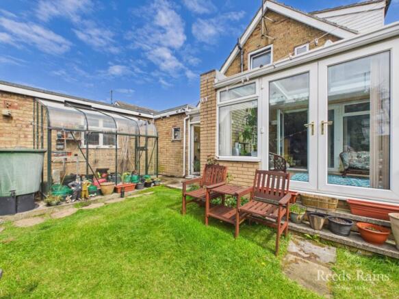 4 bed Detached for sale Image 10