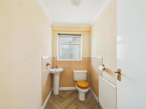 3 bed Detached Bungalow for sale Image 9