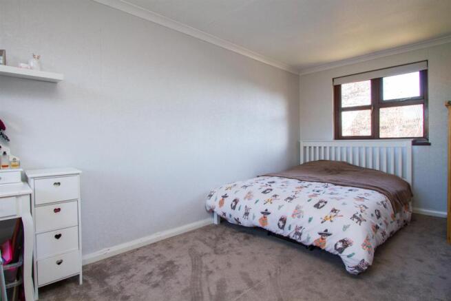 Bedroom..jpg