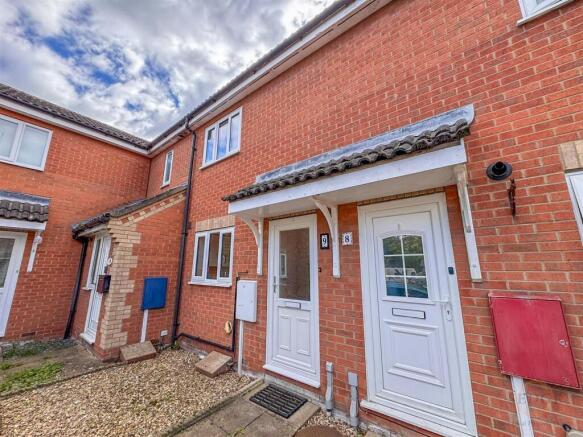 9 hutton close-01.jpg
