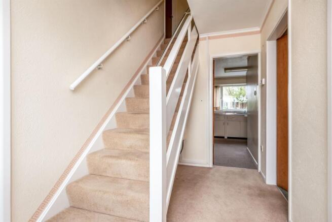 Entrance Hallway: