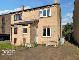 16, Blackburn Close, Grantham NG31 8RY