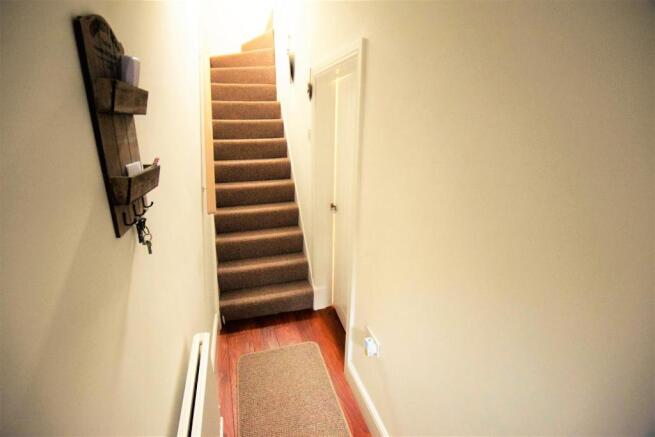 Hallway 1.jpg