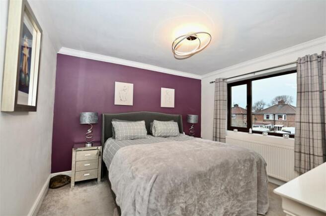 3 bed Semi-Detached for sale Image 7