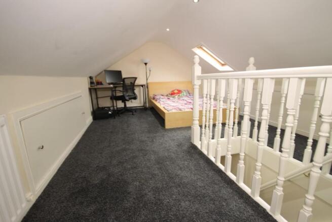 ATTIC ROOM