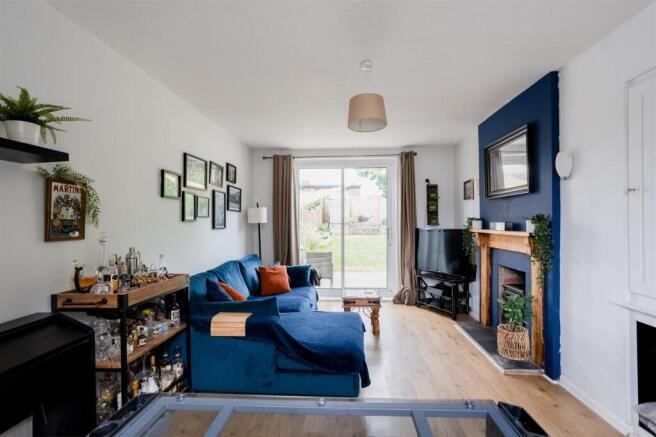 10_Hammerton_Close2.jpg
