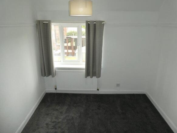 3 bed Semi-Detached to rent Image 11