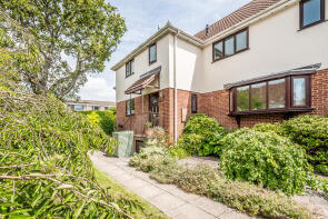 5, Drakes Gardens, Drakes Avenue, Exmouth EX8 4AD