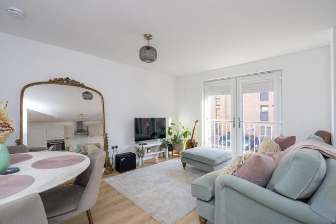 1 (11) Haig Lane, Edinburgh, EH6 5GA