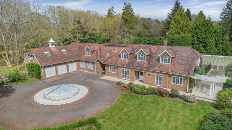 Forest Road, Horsham, RH12 4HL
