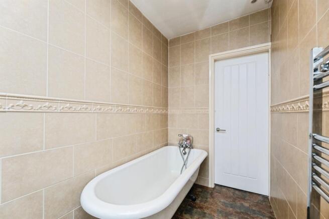 3 bed Detached for sale Image 12