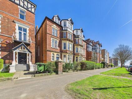 Earls Avenue, Folkestone, Kent, CT20