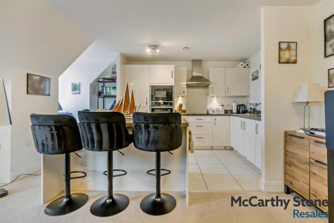 8687373-interior08-800.jpg