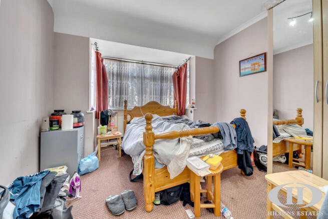 Burns Avenue, Southall photo 4