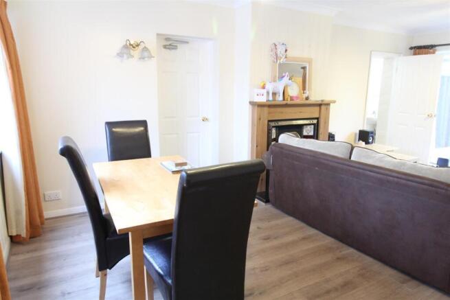 JDtSjfuxT0y-lwJbWmqMJg (1).jpg