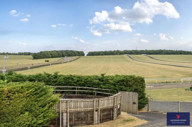 Moulton Road, Newmarket, Suffolk, CB8 photo 4