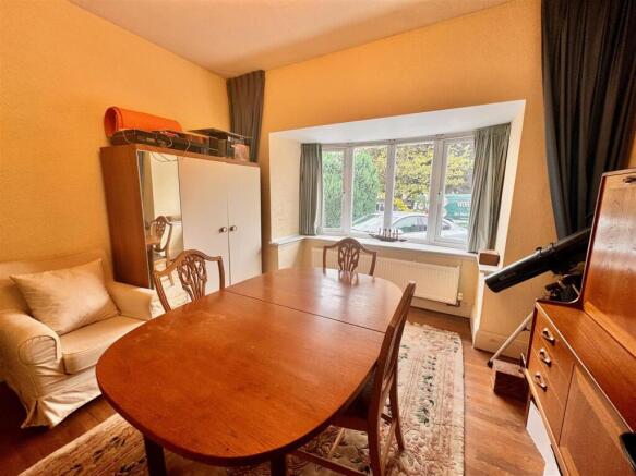 12, Lansdowne Avenue, Codsall, Wolverhampton photo 4
