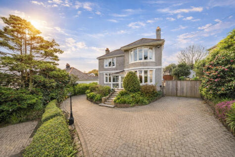 Edgcumbe Road, St. Austell, PL25