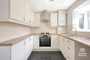 180, Overton Drive, Chadwell Heath, Romford RM6 4EF