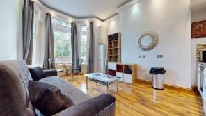 Flat 4, 62 64, West Cromwell Road, London SW5 9QS