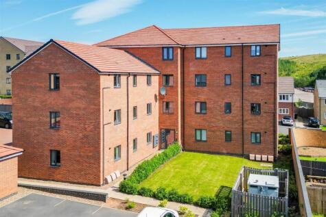 Renshaw Drive, Gedling, Nottinghamshire, NG4 4LS