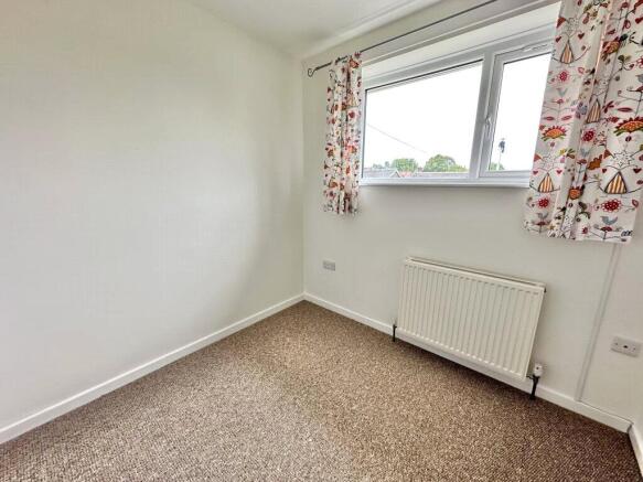 3 bed Semi-Detached for sale Image 10