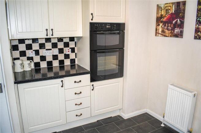 2 bed Bungalow for sale Image 5