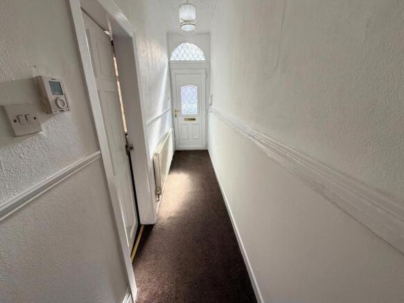 Entrance Hallway.jpeg