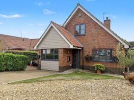 11, The Fairways, Ipswich IP4 5TN