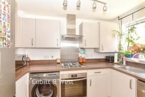 8, Stone Road, Waterlooville PO8 9FL