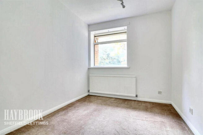 3 bed End of Terrace to rent Image 9