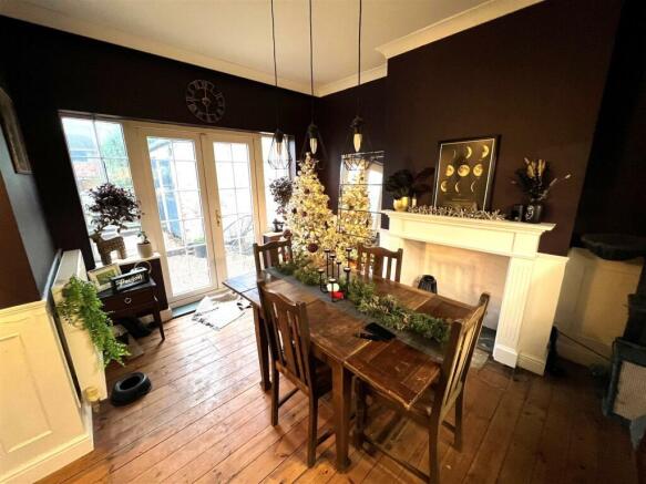 dining room.jpg