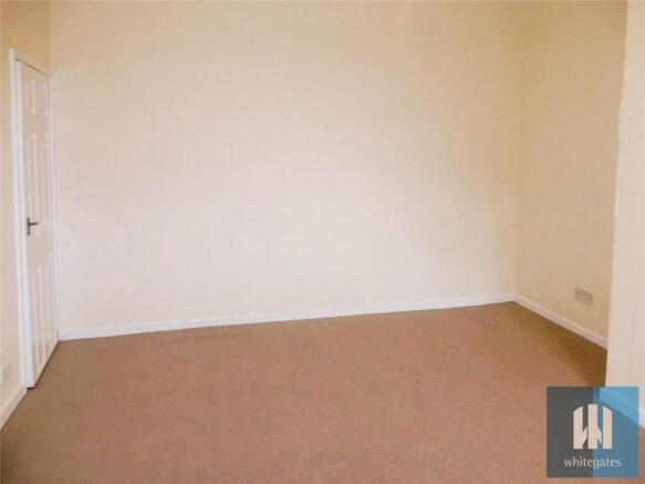 2 bed Terraced to rent Image 4