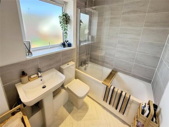 Harker Close, Hucknall, Nottingham, Nottinghamshire, NG15 photo 4