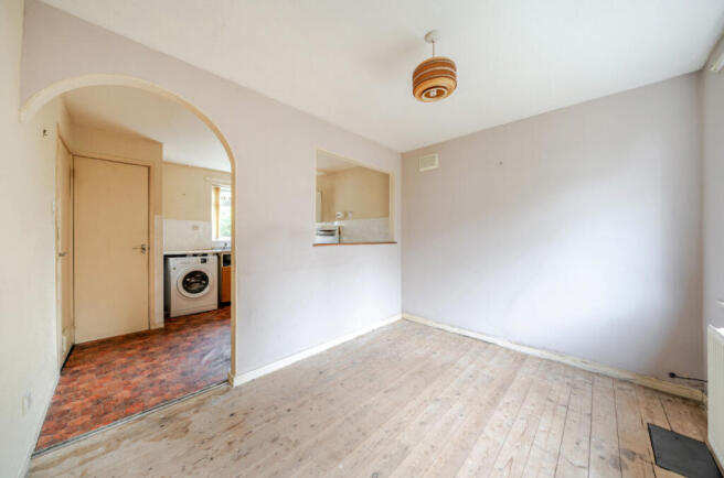 1436730-12-69c534...