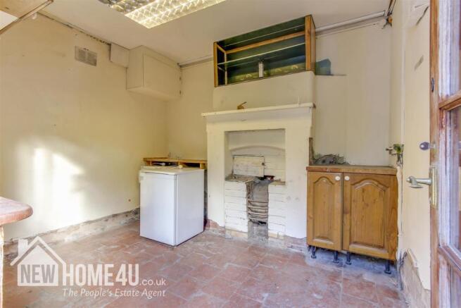 External Store Room: