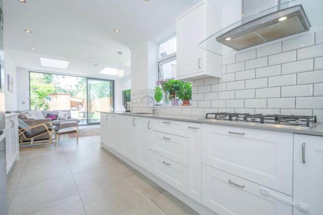 Kitchen b (1).jpg