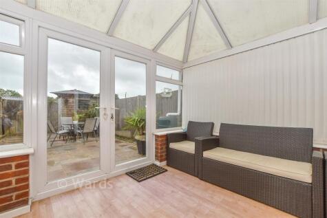 Peregrine Close, Hythe, Kent