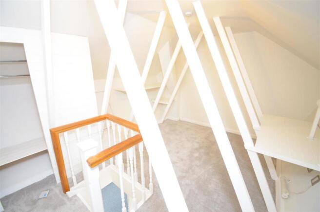 LOFT ROOM