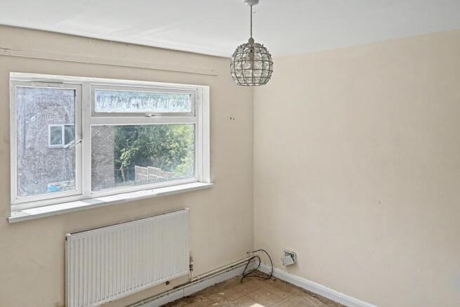 90 Merrylands, Laindon, Basildon, Essex, SS15 6RG