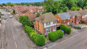 32, Dunstall Avenue, Leicester LE3 3DN