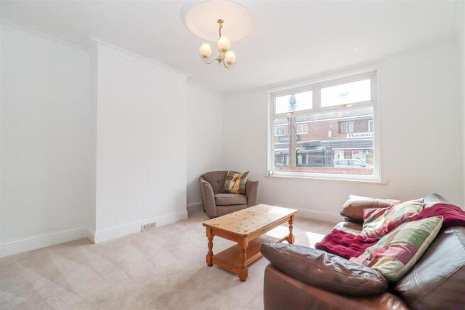 3 bed Terraced for sale Image 5