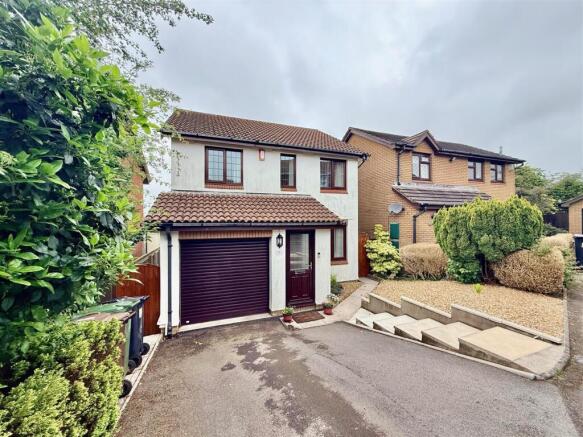 REDWOOD DRIVE, PLYMPTON, PLYMOUTH PL7 2FS
