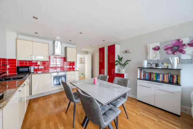 Kitchen/Dining Area