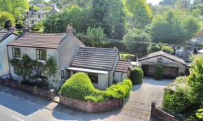 Oak View, Main Road, Pillowell GL15 4QY
