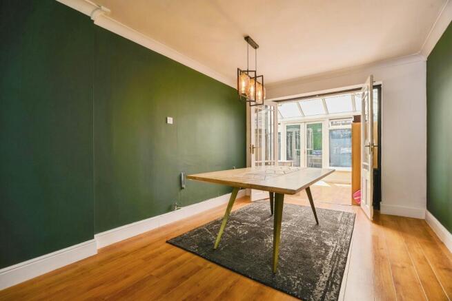 3 bed Semi-Detached for sale Image 5