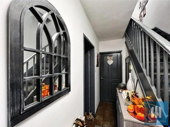 3 bed Semi-Detached for sale Image 12
