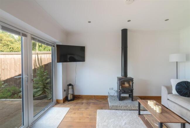 3 bed Detached Bungalow for sale Image 5