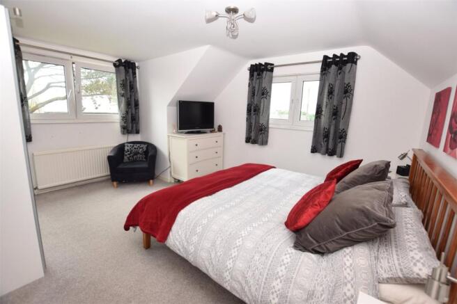 Bedroom 1 Alt
