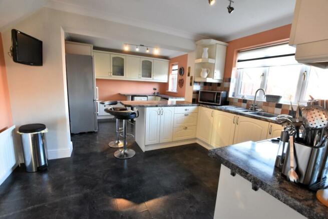 Kitchen diner
